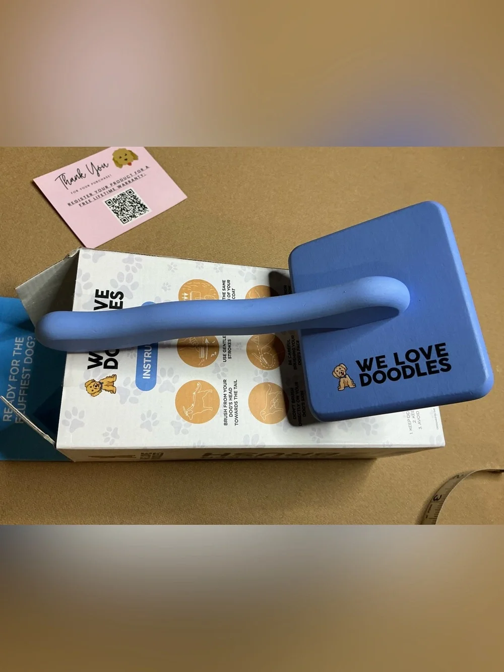 We Love Doodles large slicker brush
